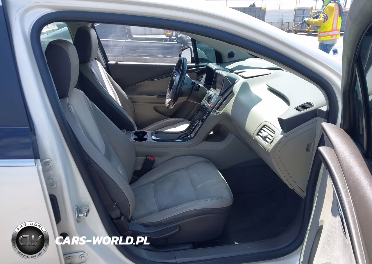 2013 Chevrolet Volt VIN:1G1RH6E44DU132748 - 5