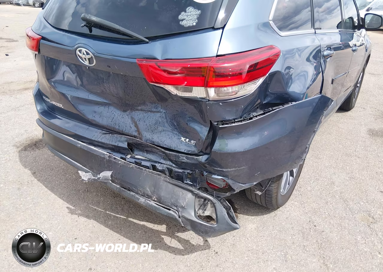2017 Toyota Highlander Xle VIN:5TDKZRFH1HS525495 - 6