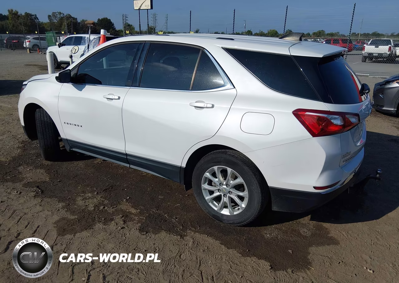 2018 Chevrolet Equinox Lt VIN:2GNAXSEV0J6181620 - 3