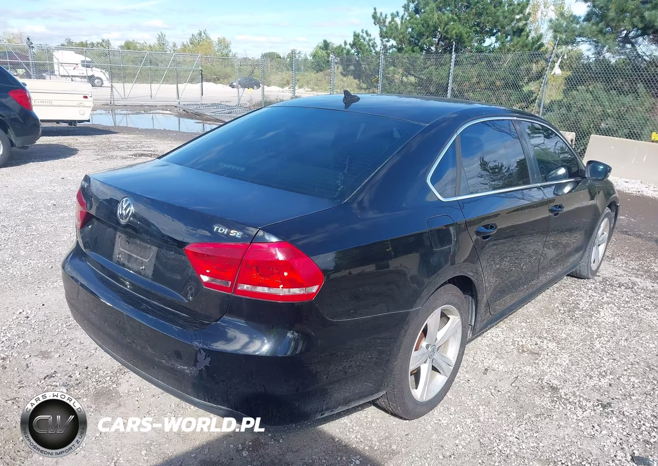 2013 Volkswagen Passat 2.0L Tdi Se VIN:1VWBN7A34DC118047 - 4
