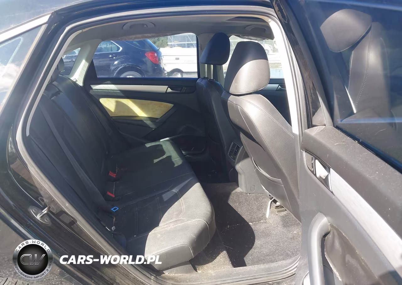 2013 Volkswagen Passat 2.0L Tdi Se VIN:1VWBN7A34DC118047 - 8