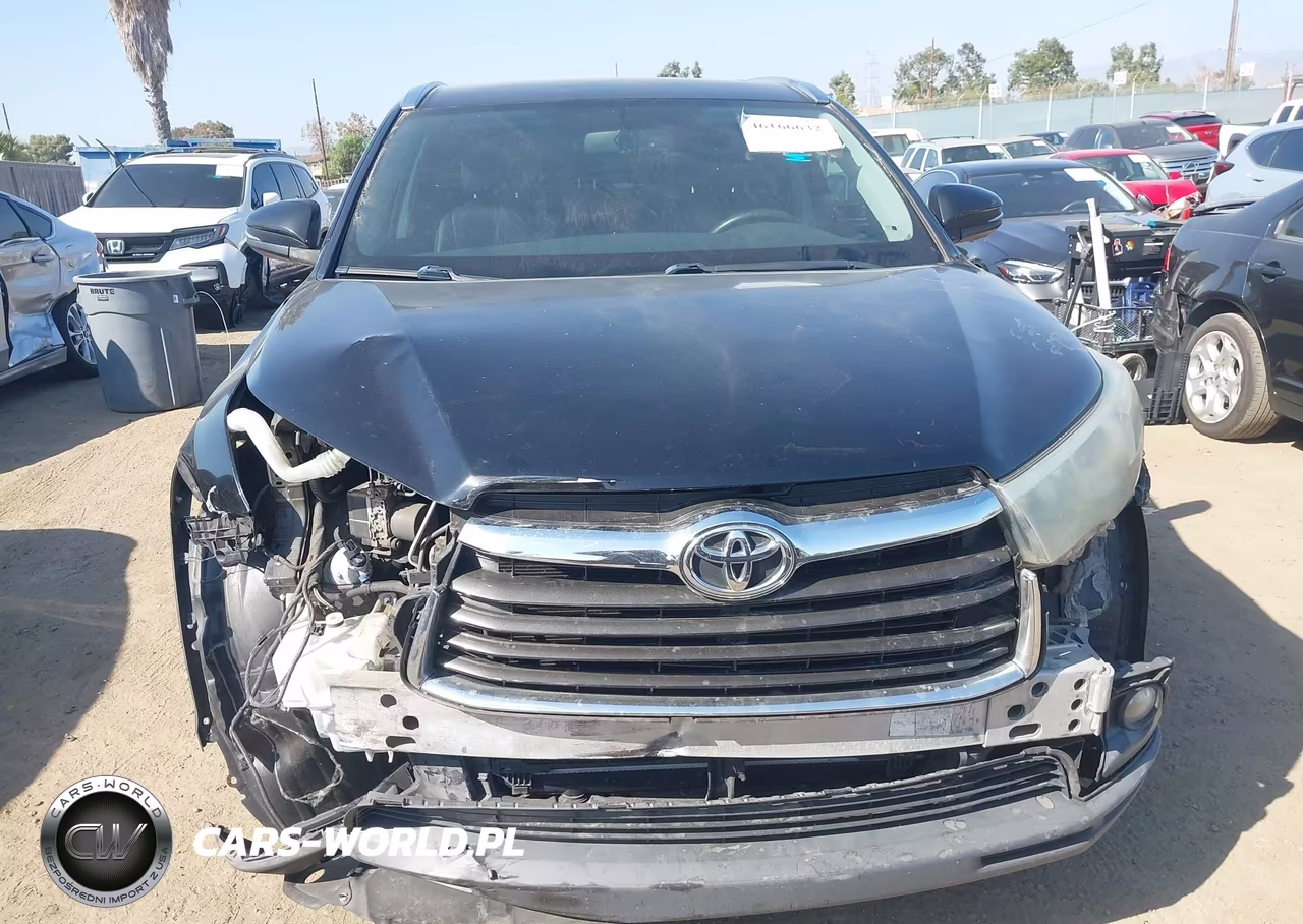 2015 Toyota Highlander Xle V6 VIN:5TDKKRFH7FS100297 - 13