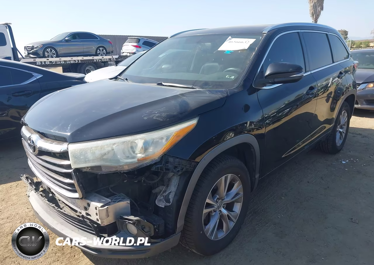 2015 Toyota Highlander Xle V6 VIN:5TDKKRFH7FS100297 - 2