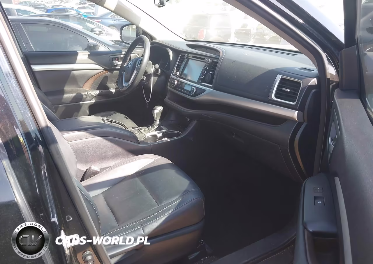 2015 Toyota Highlander Xle V6 VIN:5TDKKRFH7FS100297 - 5