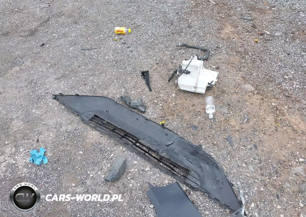 2020 Toyota Rav4 Hybrid Xle VIN:2T3RWRFVXLW082526 - 12