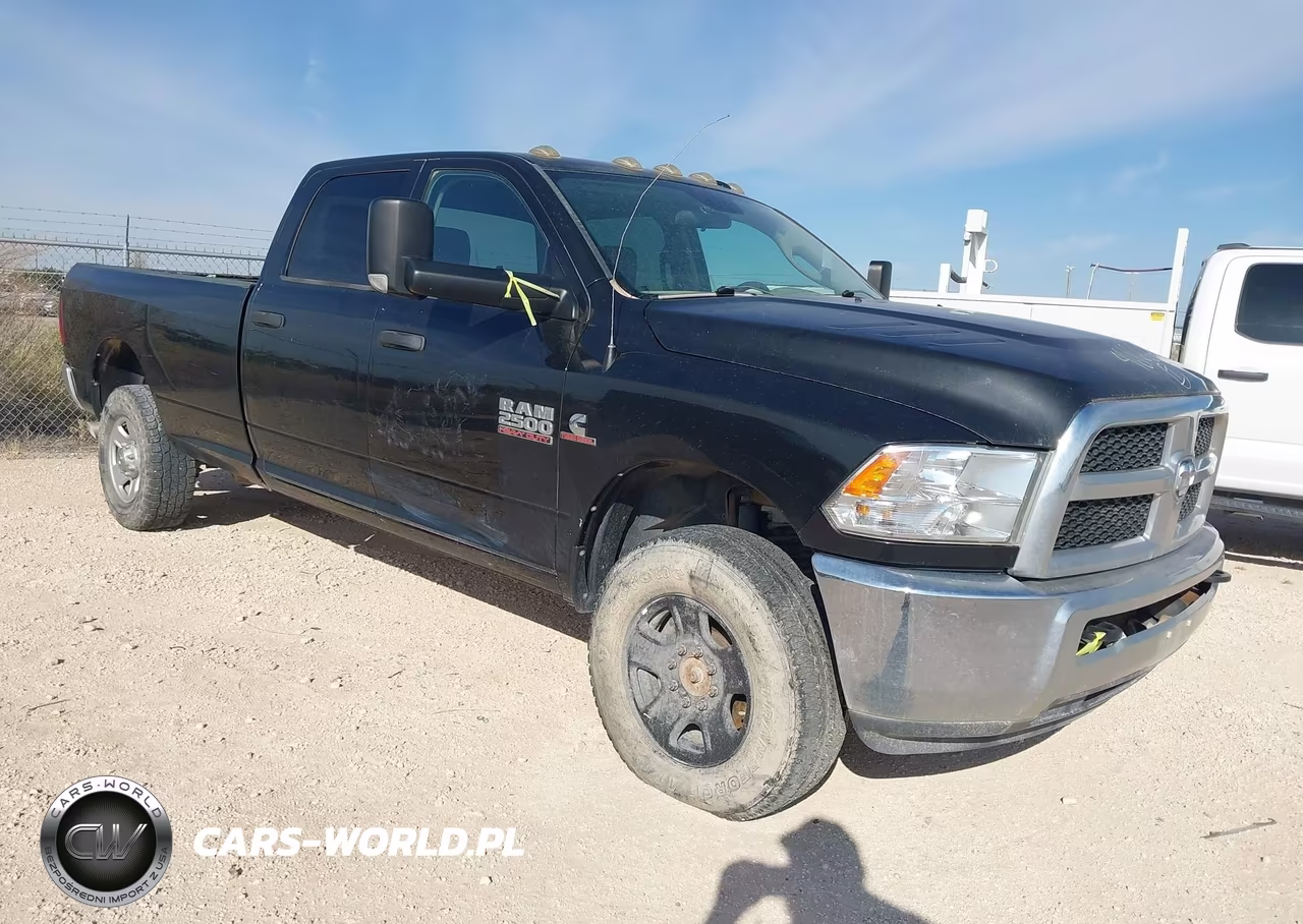 2017 Ram 2500 Tradesman 4X4 8' Box VIN:3C6UR5HL5HG657684 - 1