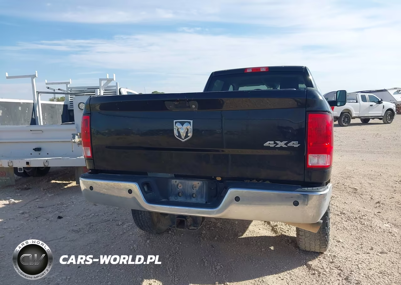 2017 Ram 2500 Tradesman 4X4 8' Box VIN:3C6UR5HL5HG657684 - 16