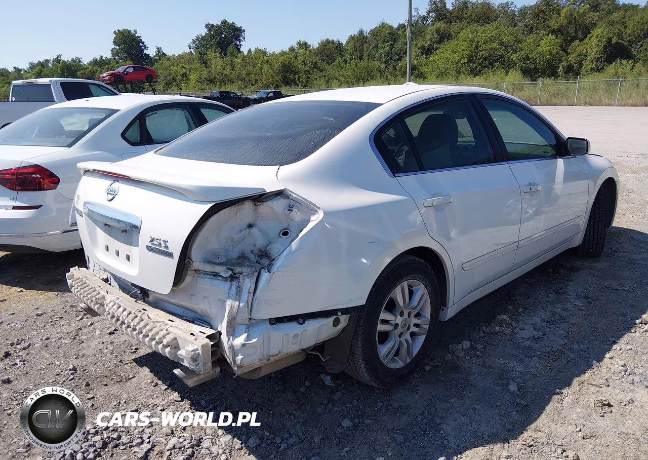 2012 Nissan Altima 2.5 S VIN:1N4AL2AP0CN440526 - 4