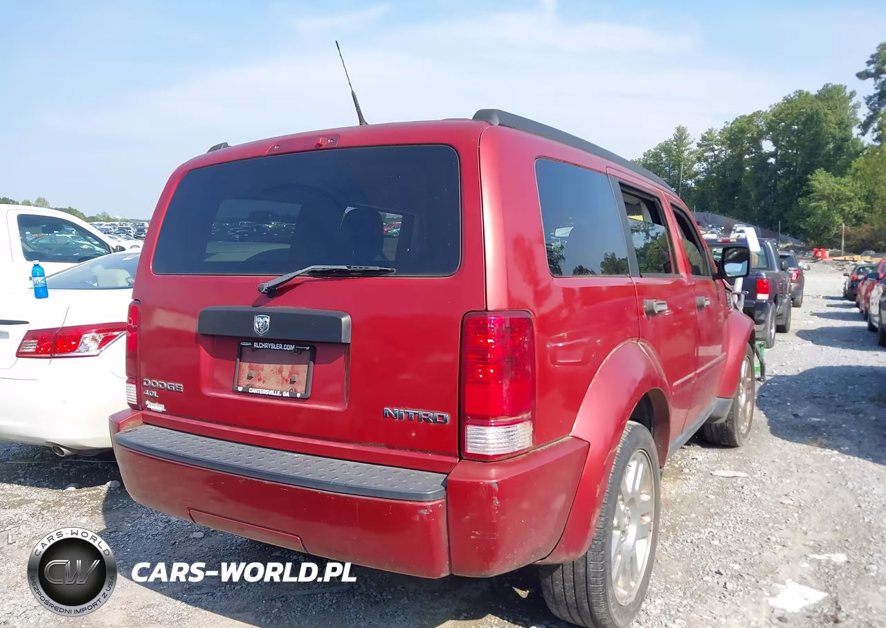 2011 Dodge Nitro Heat VIN:1D4PT4GX3BW514833 - 4