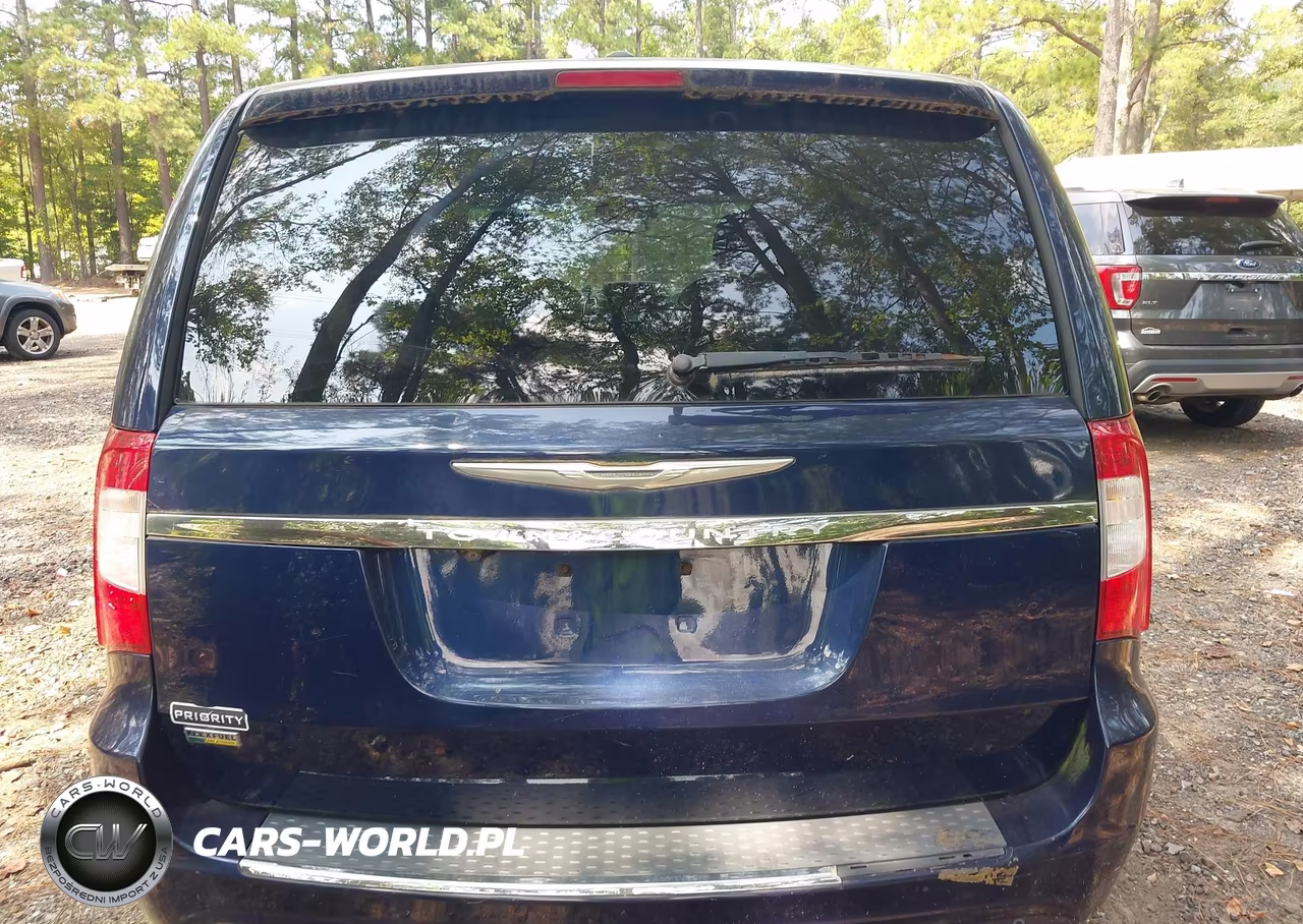 2015 Chrysler Town & Country Touring L VIN:2C4RC1CG4FR560731 - 16