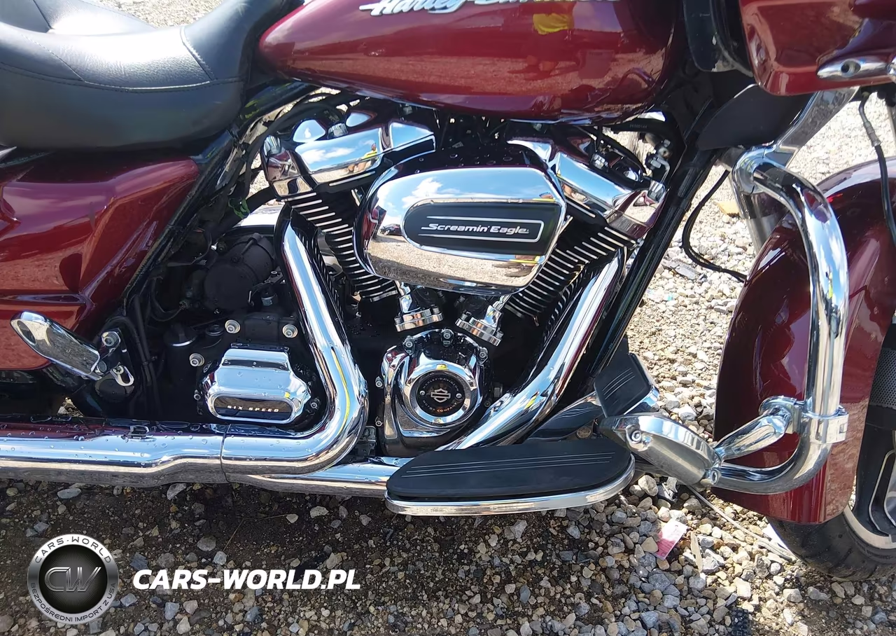 2017 Harley-Davidson Fltrxs Road Glide Special VIN:1HD1KTC15HB667844 - 8