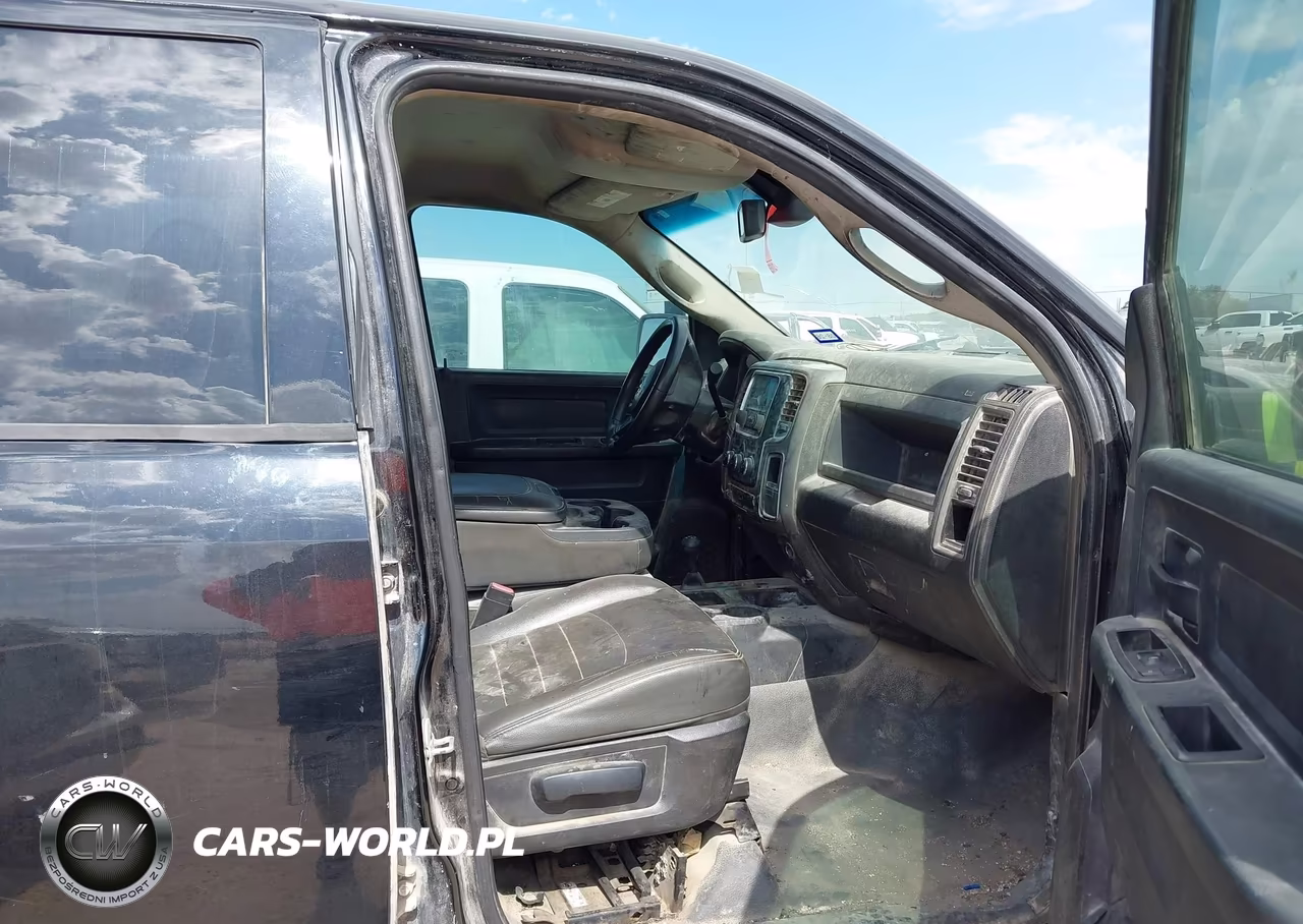 2014 Ram 2500 Tradesman VIN:3C6UR5HL2EG327285 - 5