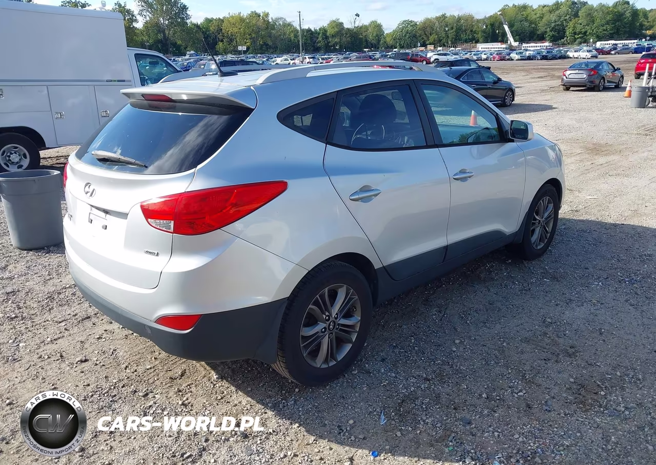 2014 Hyundai Tucson Se VIN:KM8JUCAG3EU831624 - 4