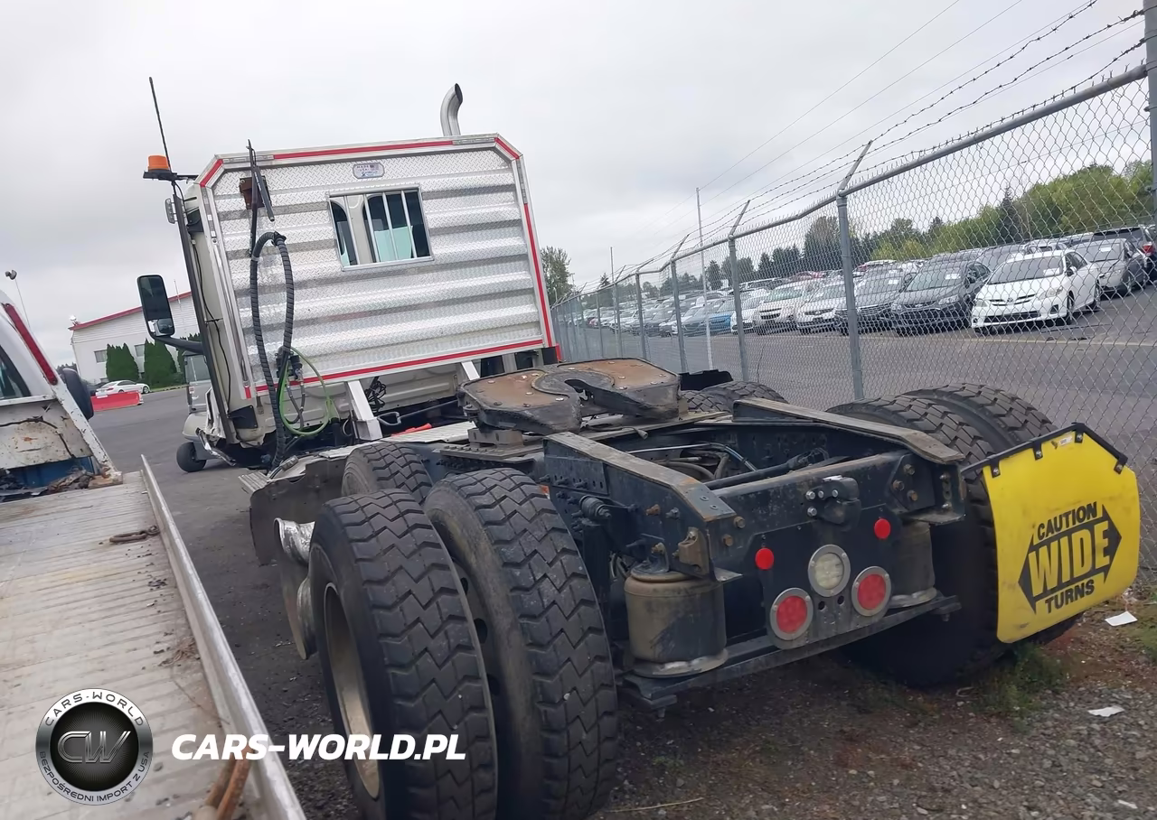 2022 Freightliner New Cascadia 126 VIN:3AKJHLDR2NSMY0696 - 3
