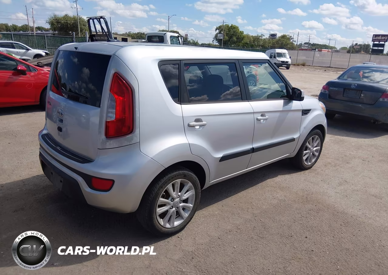 2013 Kia Soul + VIN:KNDJT2A62D7517517 - 4