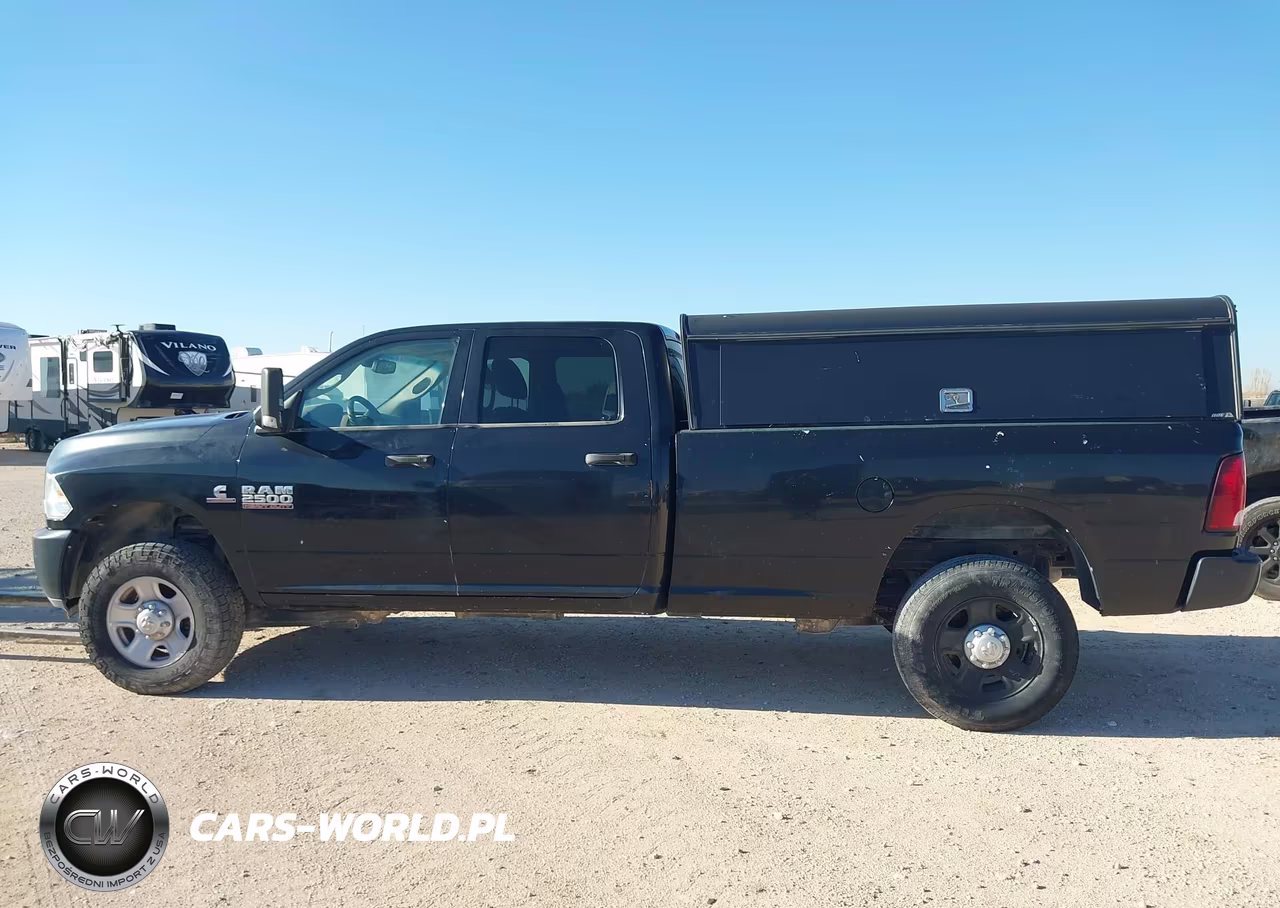 2018 Ram 2500 Tradesman 4X4 8' Box VIN:3C6UR5HL4JG295546 - 14