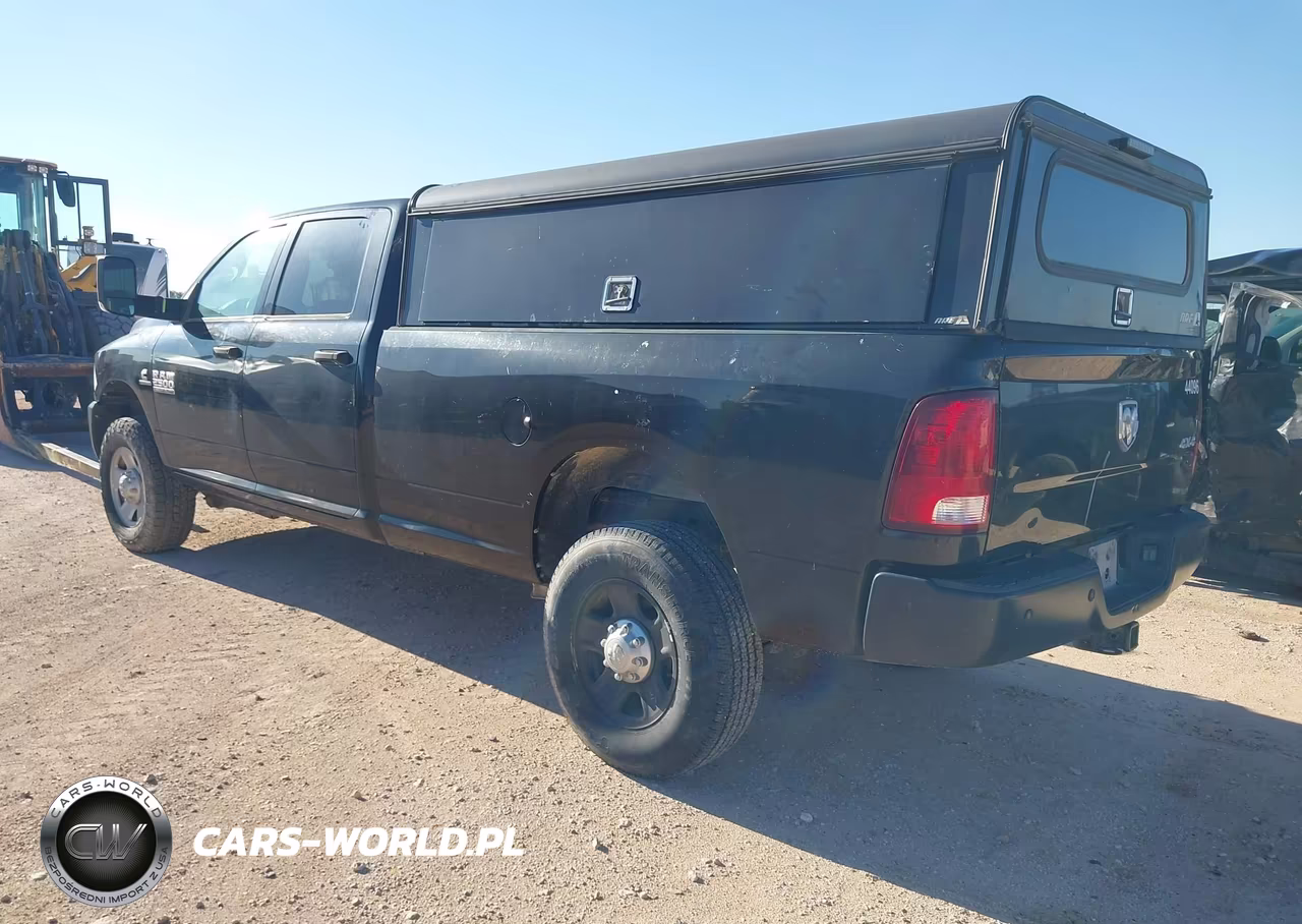 2018 Ram 2500 Tradesman 4X4 8' Box VIN:3C6UR5HL4JG295546 - 3
