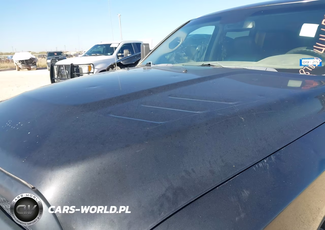 2018 Ram 2500 Tradesman 4X4 8' Box VIN:3C6UR5HL4JG295546 - 6