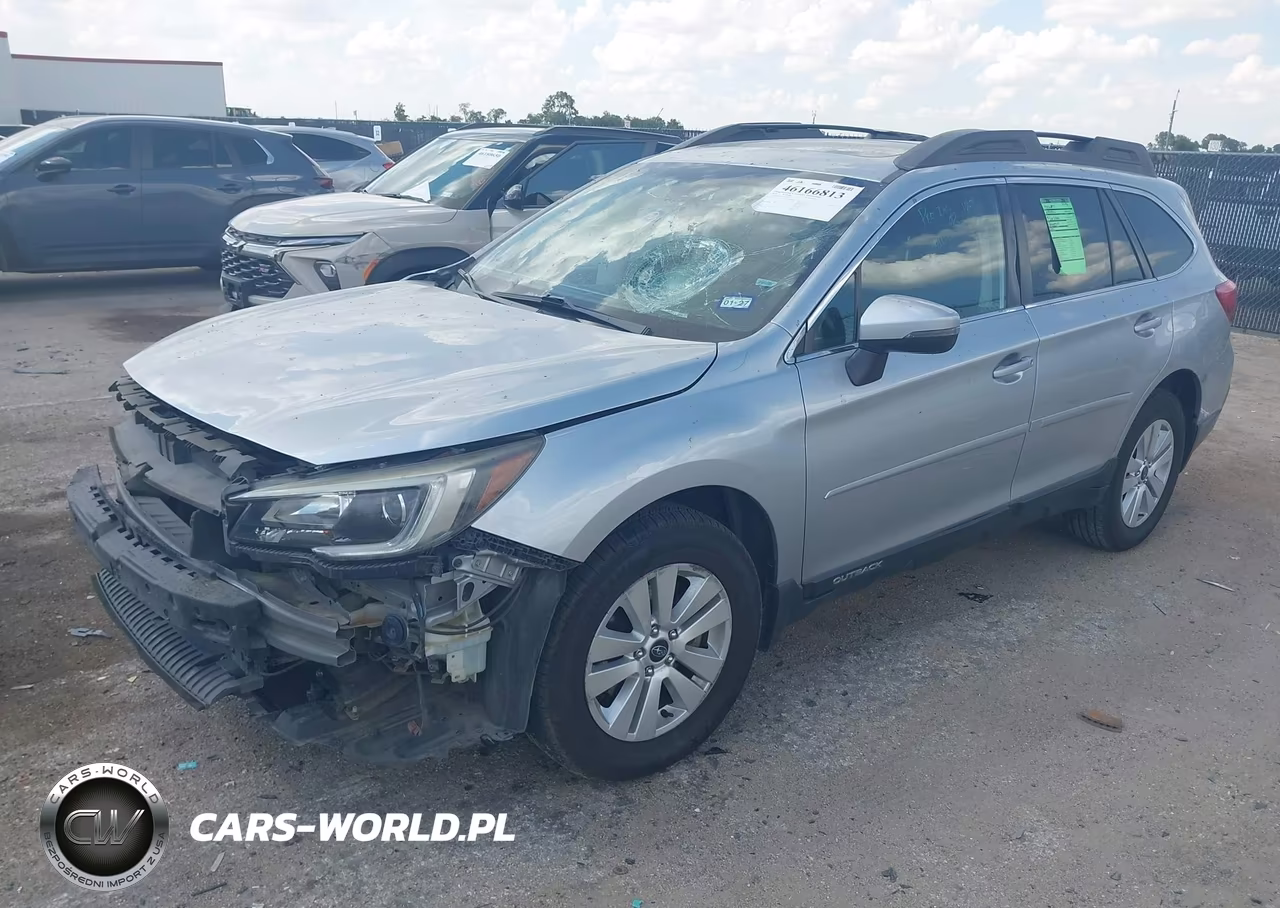 2018 Subaru Outback 2.5I Premium VIN:4S4BSAHC7J3364113 - 2