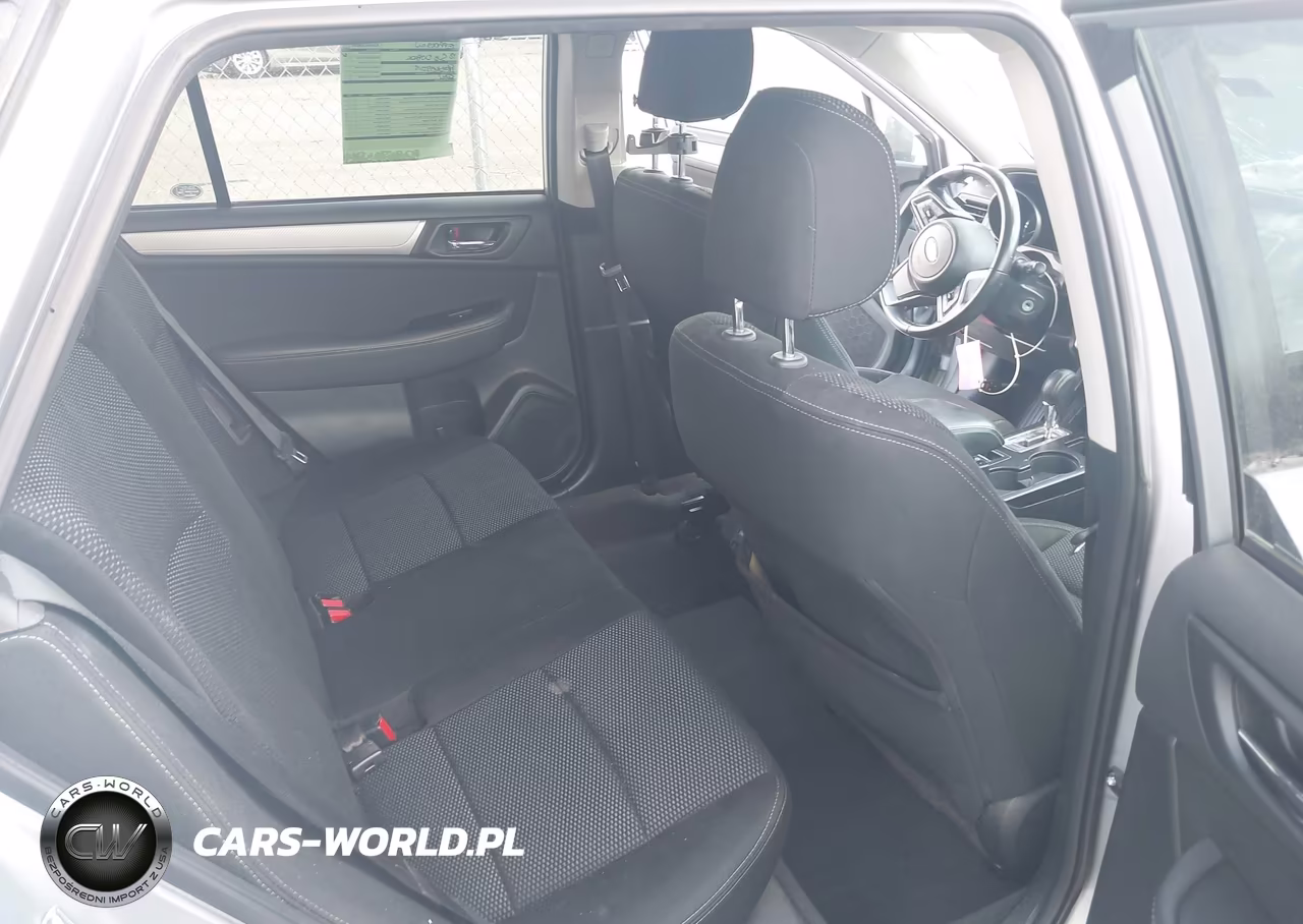 2018 Subaru Outback 2.5I Premium VIN:4S4BSAHC7J3364113 - 8