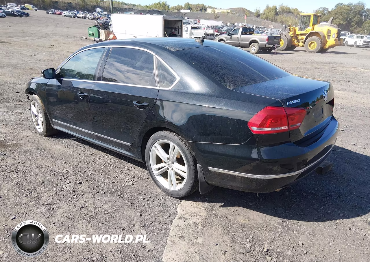 2015 Volkswagen Passat 1.8T Se VIN:1VWBT7A32FC081041 - 3