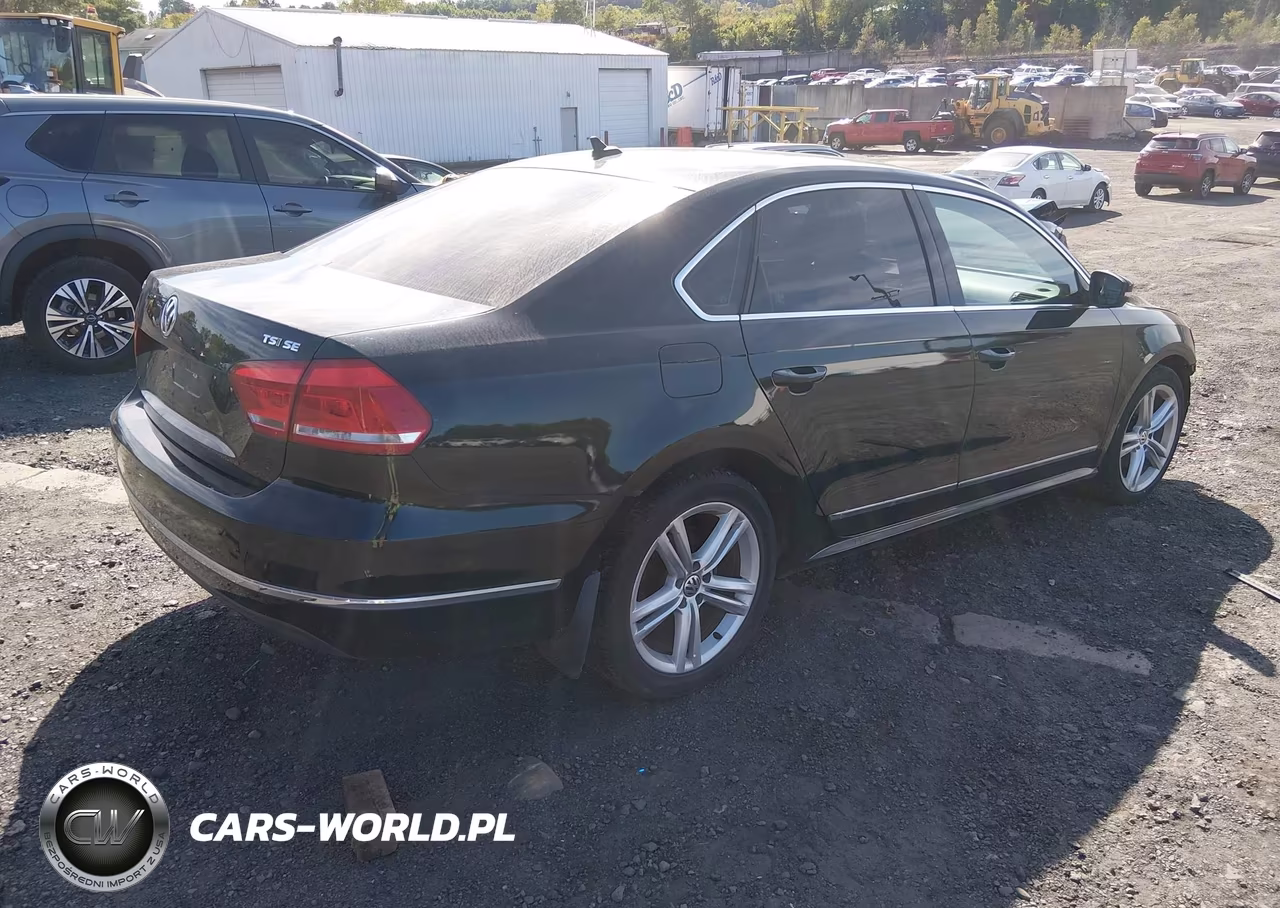 2015 Volkswagen Passat 1.8T Se VIN:1VWBT7A32FC081041 - 4