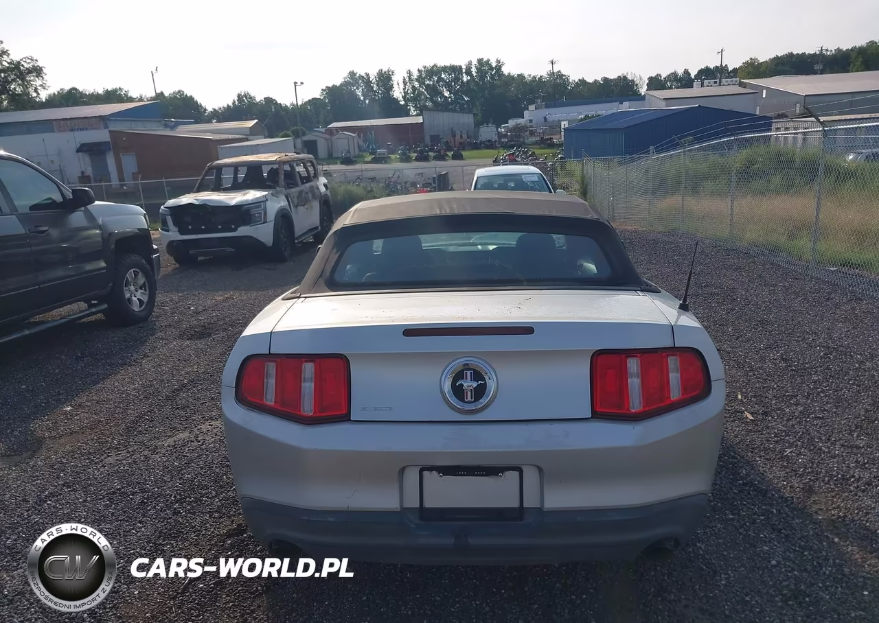 2011 Ford Mustang V6 VIN:1ZVBP8EM8B5129427 - 16