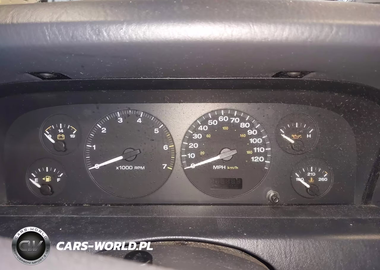 2004 Jeep Grand Cherokee Laredo VIN:1J4GW48S34C322642 - 7