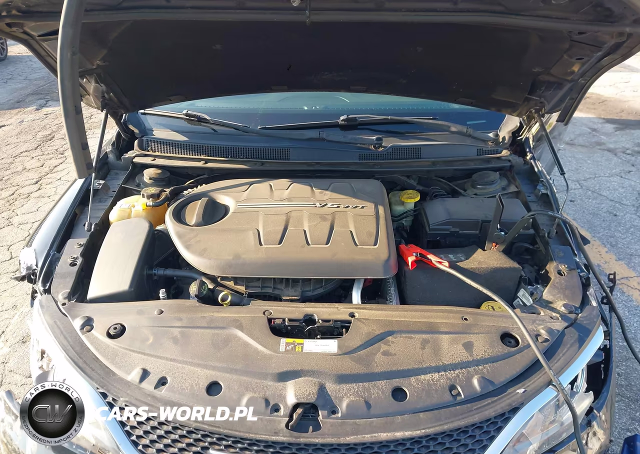 2015 Chrysler 200 C VIN:1C3CCCCGXFN646029 - 10
