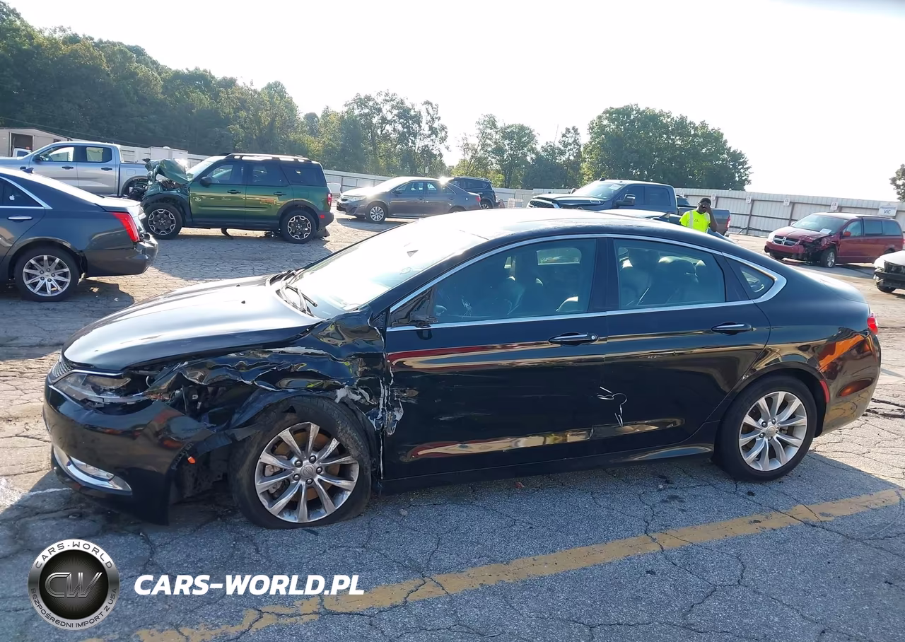2015 Chrysler 200 C VIN:1C3CCCCGXFN646029 - 14