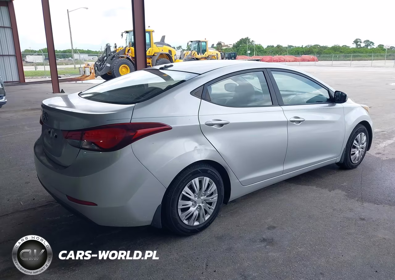 2016 Hyundai Elantra Se VIN:5NPDH4AE5GH665372 - 4