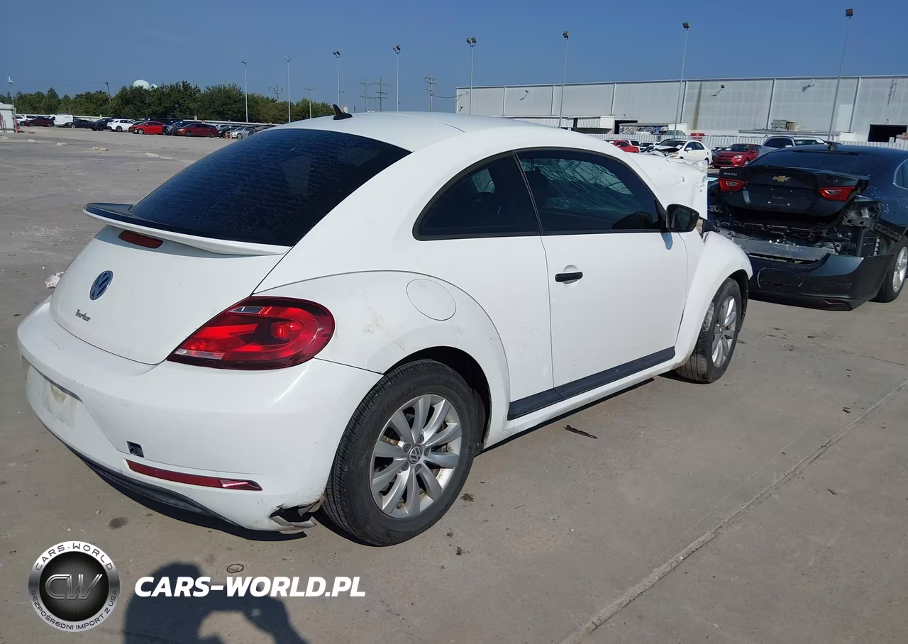 2017 Volkswagen Beetle #Pinkbeetle-1.8T Classic-1.8T S VIN:3VWF17AT0HM607806 - 4