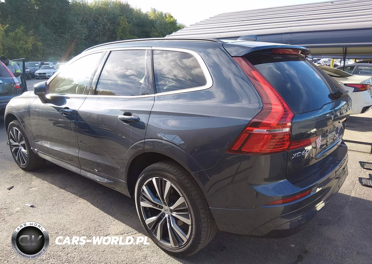 2022 Volvo Xc60 B5 Momentum VIN:YV4L12RK6N1088612 - 3