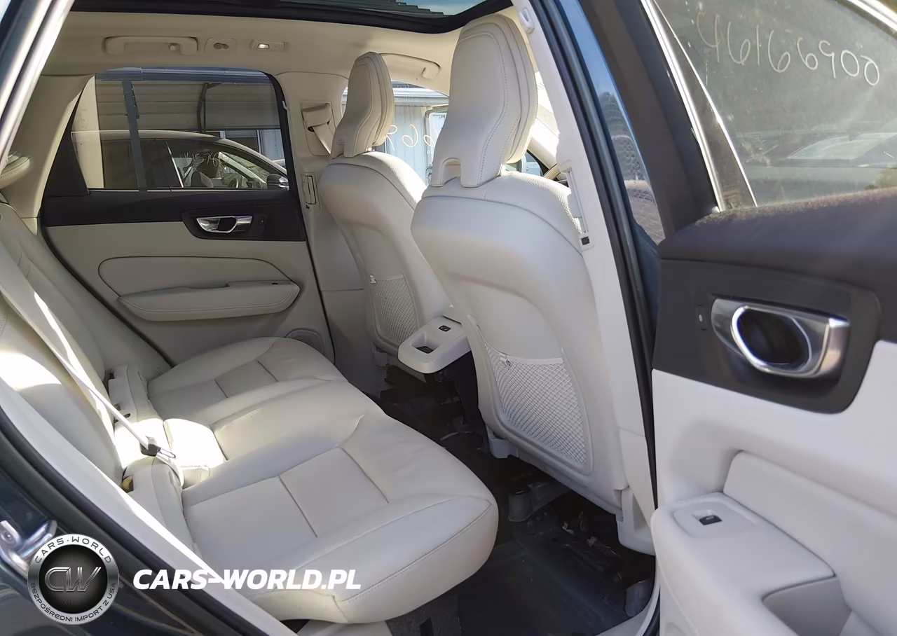 2022 Volvo Xc60 B5 Momentum VIN:YV4L12RK6N1088612 - 8