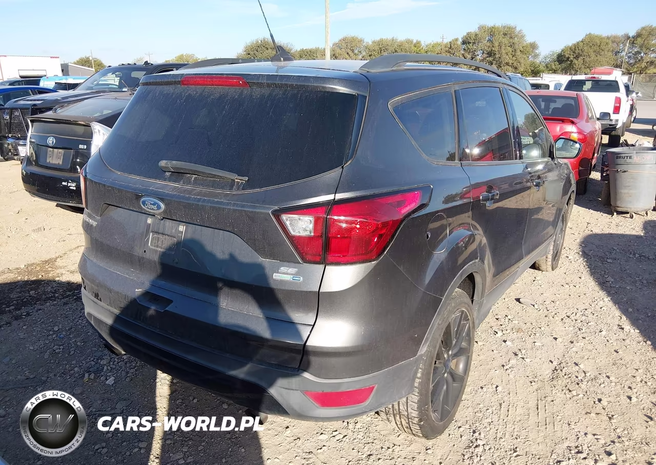 2019 Ford Escape Se VIN:1FMCU9GD0KUA06838 - 4