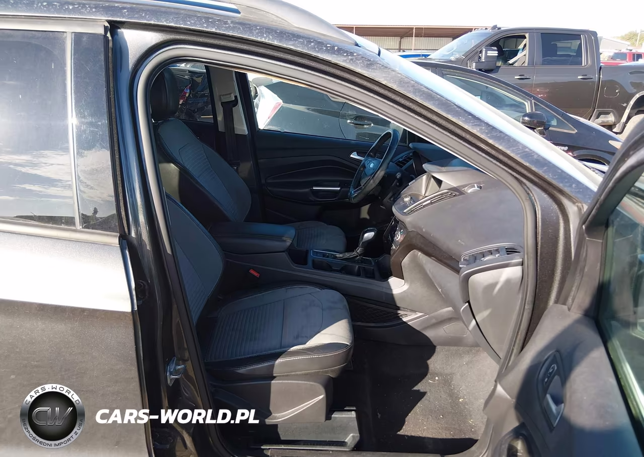 2019 Ford Escape Se VIN:1FMCU9GD0KUA06838 - 5