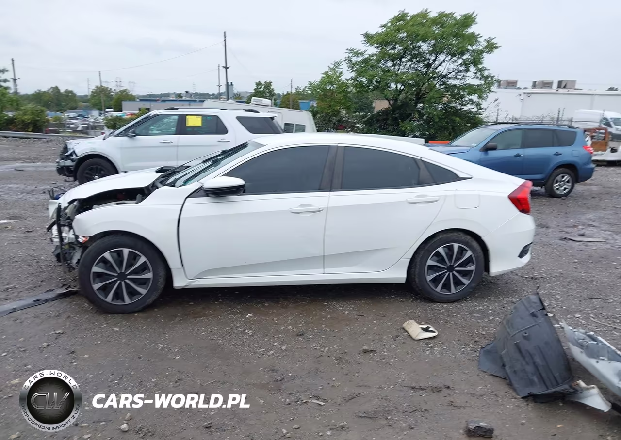 2017 Honda Civic Lx VIN:2HGFC2F57HH528076 - 15