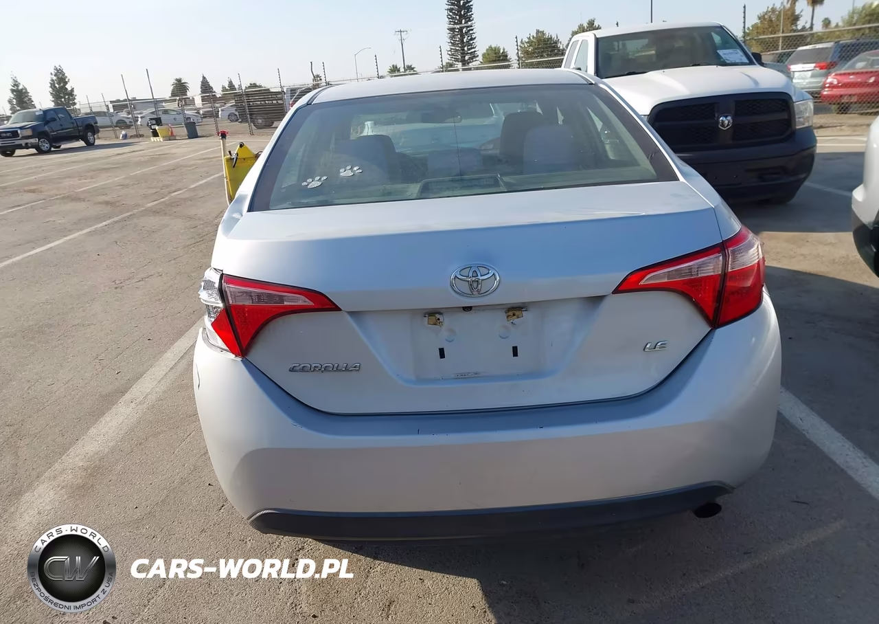 2018 Toyota Corolla Le VIN:2T1BURHE6JC996932 - 16