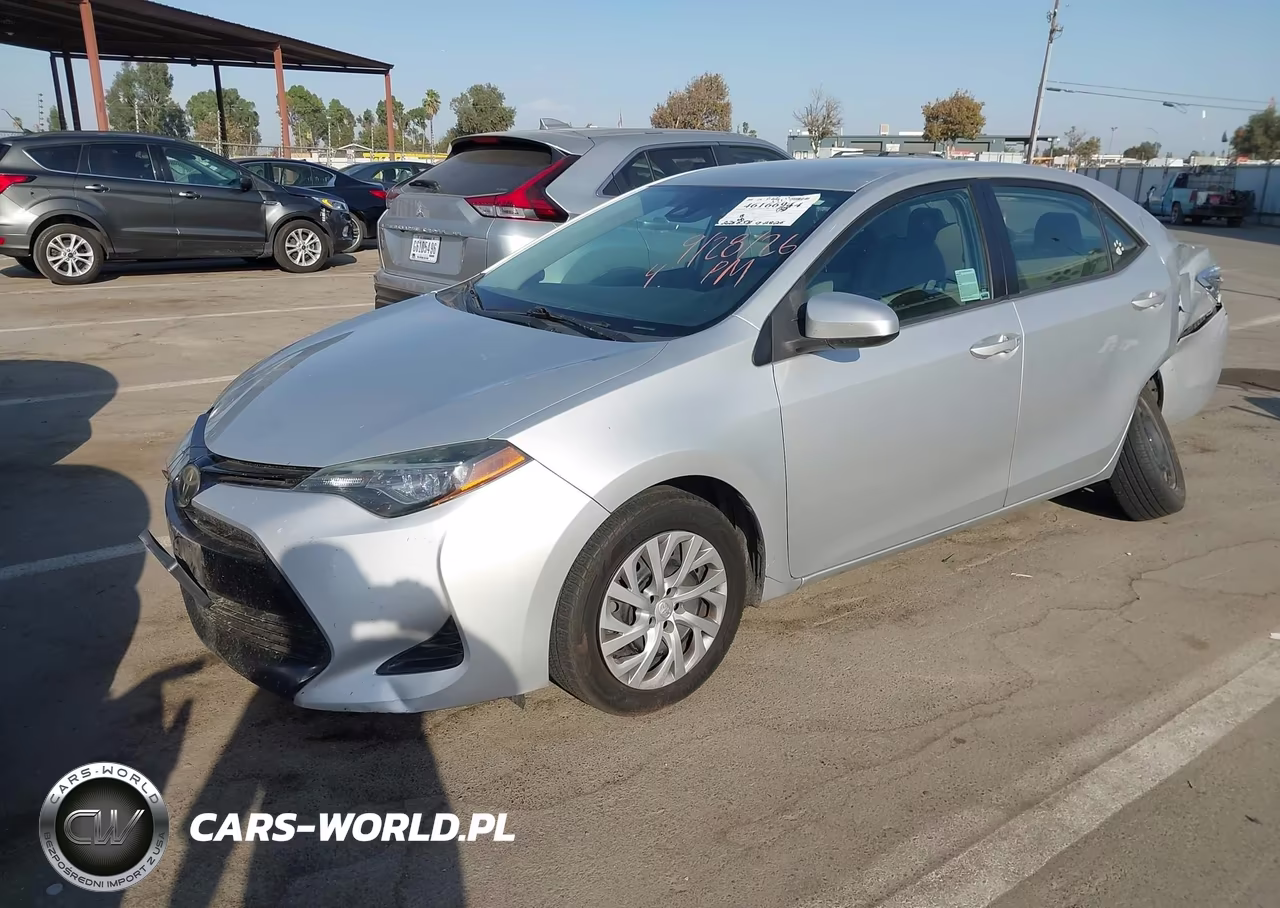 2018 Toyota Corolla Le VIN:2T1BURHE6JC996932 - 2