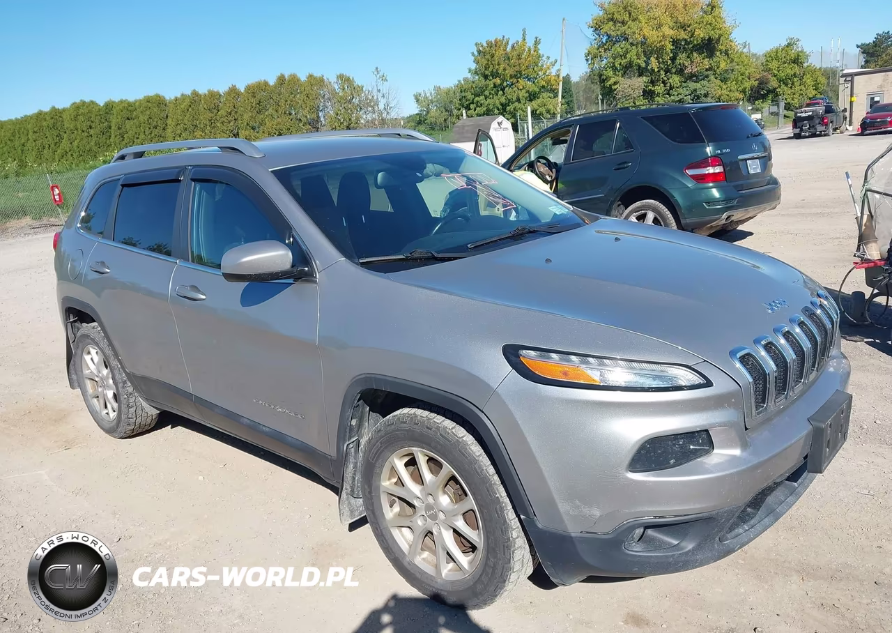 2016 Jeep Cherokee Latitude VIN:1C4PJMCBXGW122338 - 1