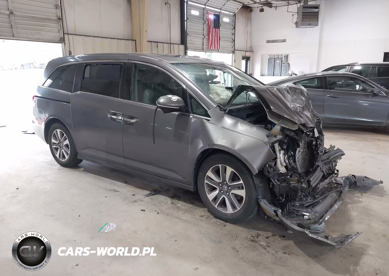 2014 Honda Odyssey Touring-Touring Elite