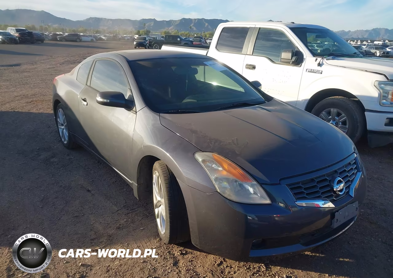 2009 Nissan Altima 3.5 Se – zdjęcie 1 z 10