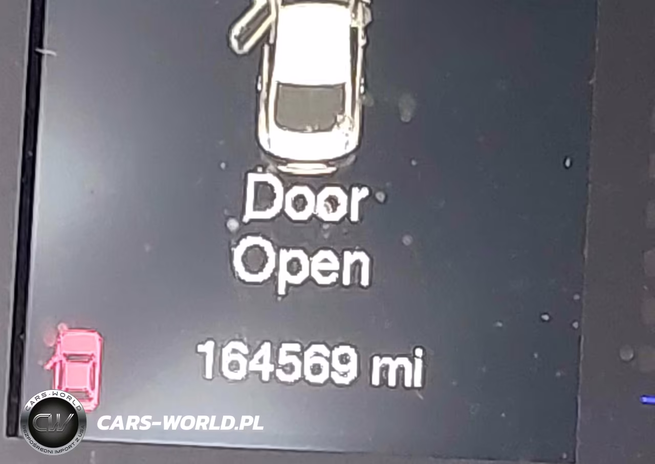 2016 Chrysler 200 Limited Platinum VIN:1C3CCCABXGN175184 - 16