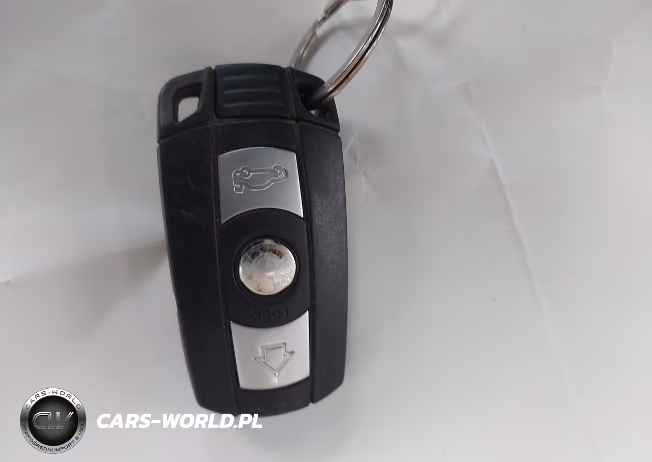 2006 BMW 525Xi VIN:WBANF33546CS35793 - 11