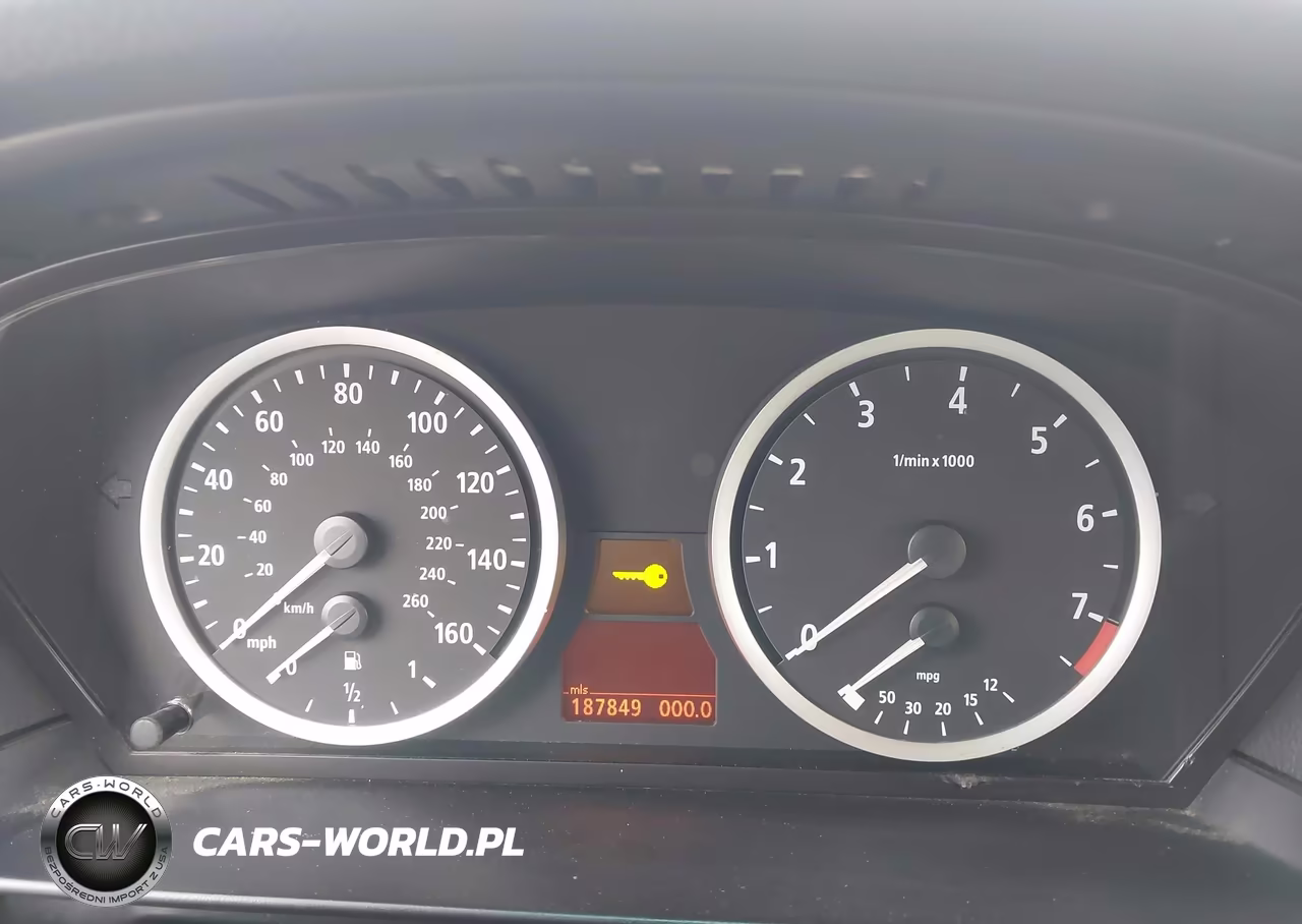 2006 BMW 525Xi VIN:WBANF33546CS35793 - 7