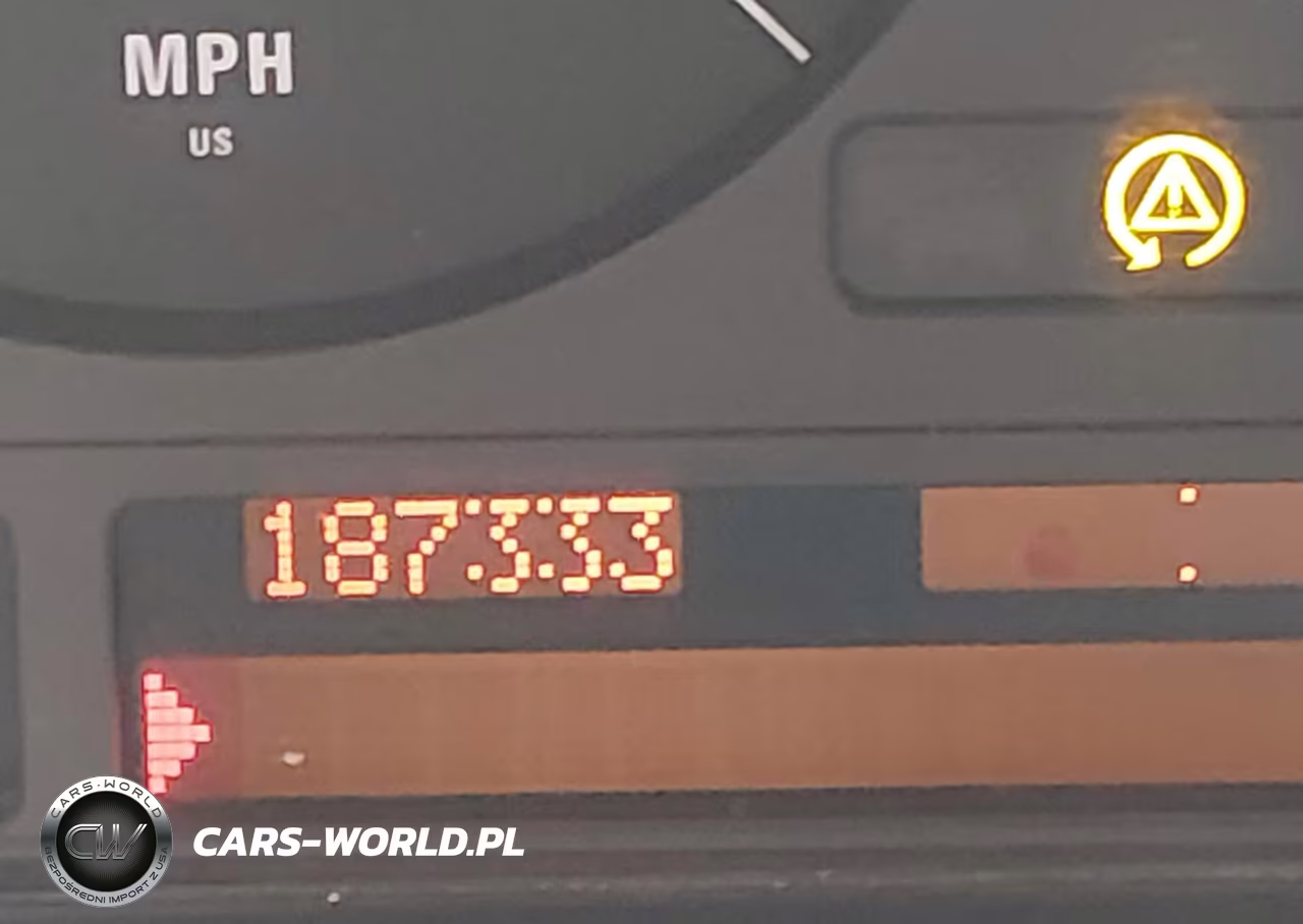 2000 BMW 7 Series 740Il VIN:WBAGH8341YDP16217 - 12