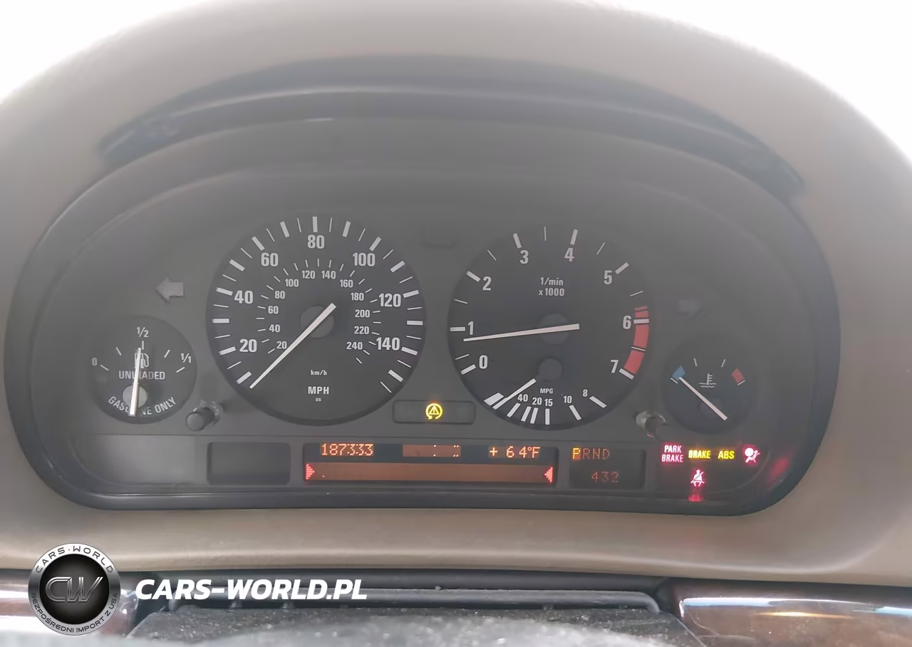2000 BMW 7 Series 740Il VIN:WBAGH8341YDP16217 - 7