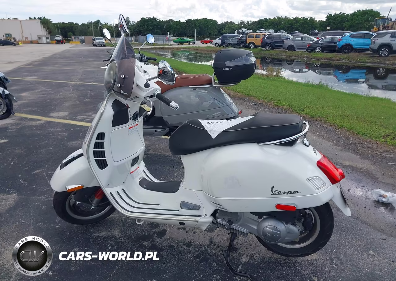 2012 Vespa Gts 300 Super VIN:ZAPM459L3C5703274 - 13