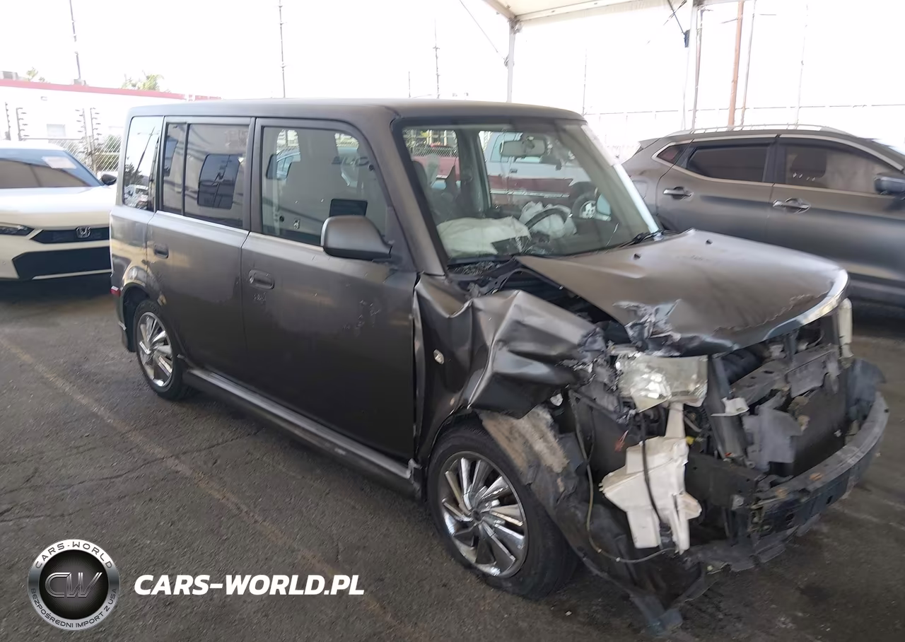 2005 Scion Xb
