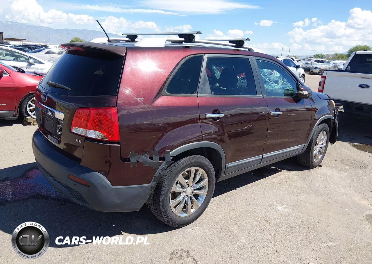 2011 Kia Sorento Ex VIN:5XYKU4A13BG026486 - 4